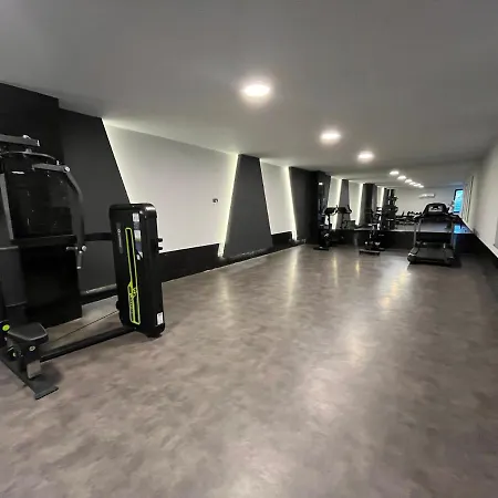 Brand New 1+1, 70 M Sea, Luxury Complex, Large Pool, Tenis, Garage, Gym *